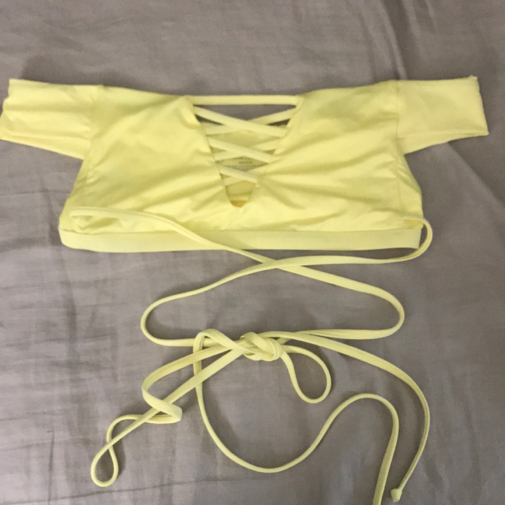 Frankie's Bikinis Shiloh Top Pineapple NWOT